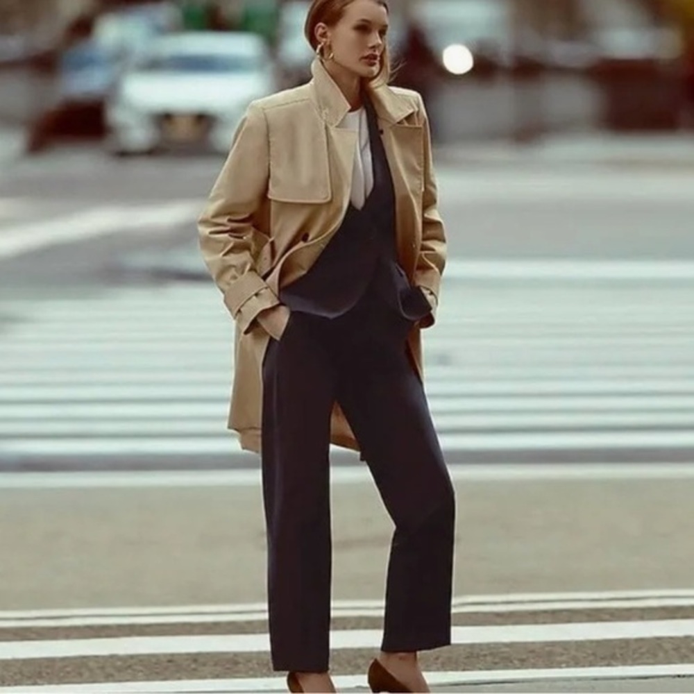 Kate straight-leg pant in bi-stretch cotton blend